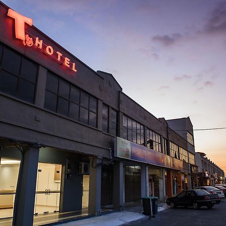 昂热里克t酒店 阿罗士打 外观 照片